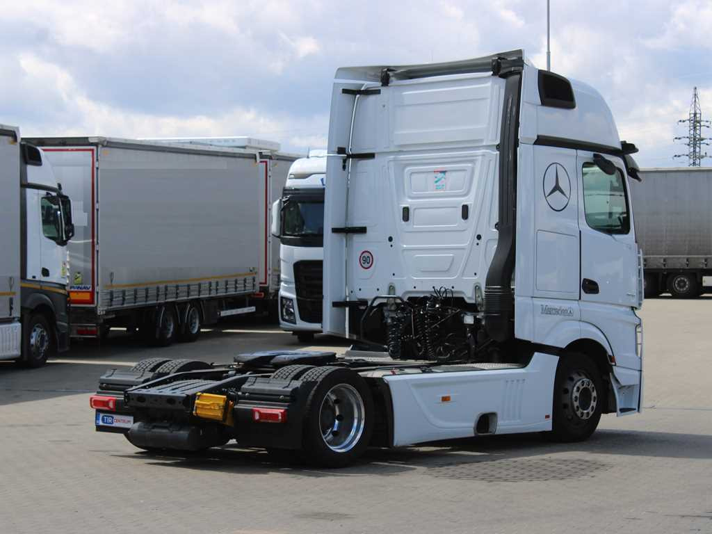 Mercedes-Benz Actros 1848, EURO 6, GIGA SPACE, NAVIGATION, LOWDECK - Dragbil: bild 4 Mercedes-Benz Actros 1848, EURO 6, GIGA SPACE, NAVIGATION, LOWDECK - Dragbil: bild 4