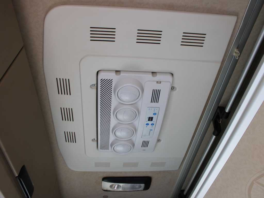 Dragbil Mercedes-Benz Actros 1851, EURO 6, RETARDER, SEC.AIR CONDITION: bild 16