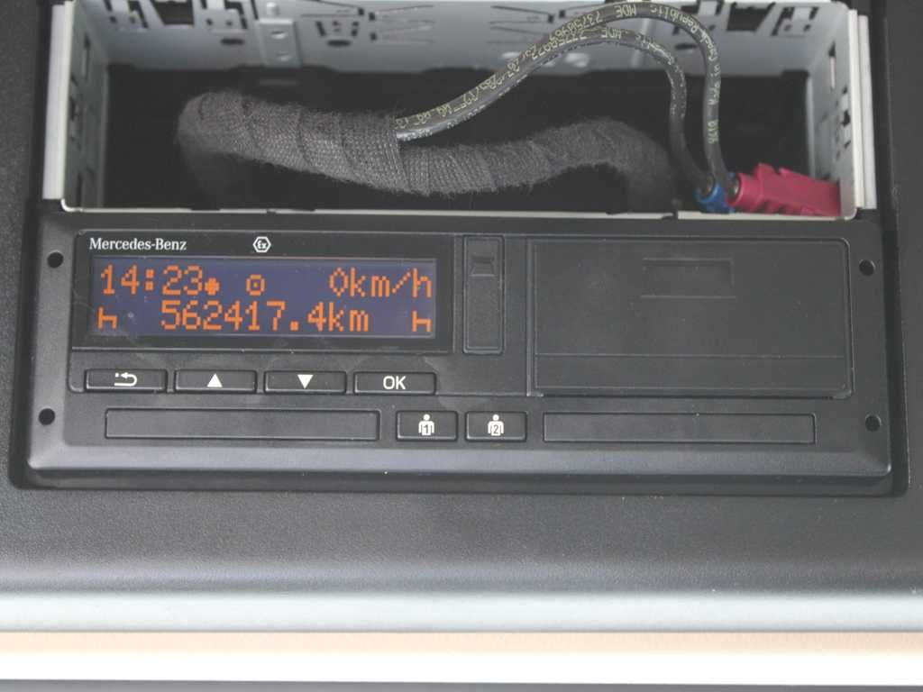 Dragbil Mercedes-Benz Actros 1851, EURO 6, RETARDER, SEC.AIR CONDITION: bild 18