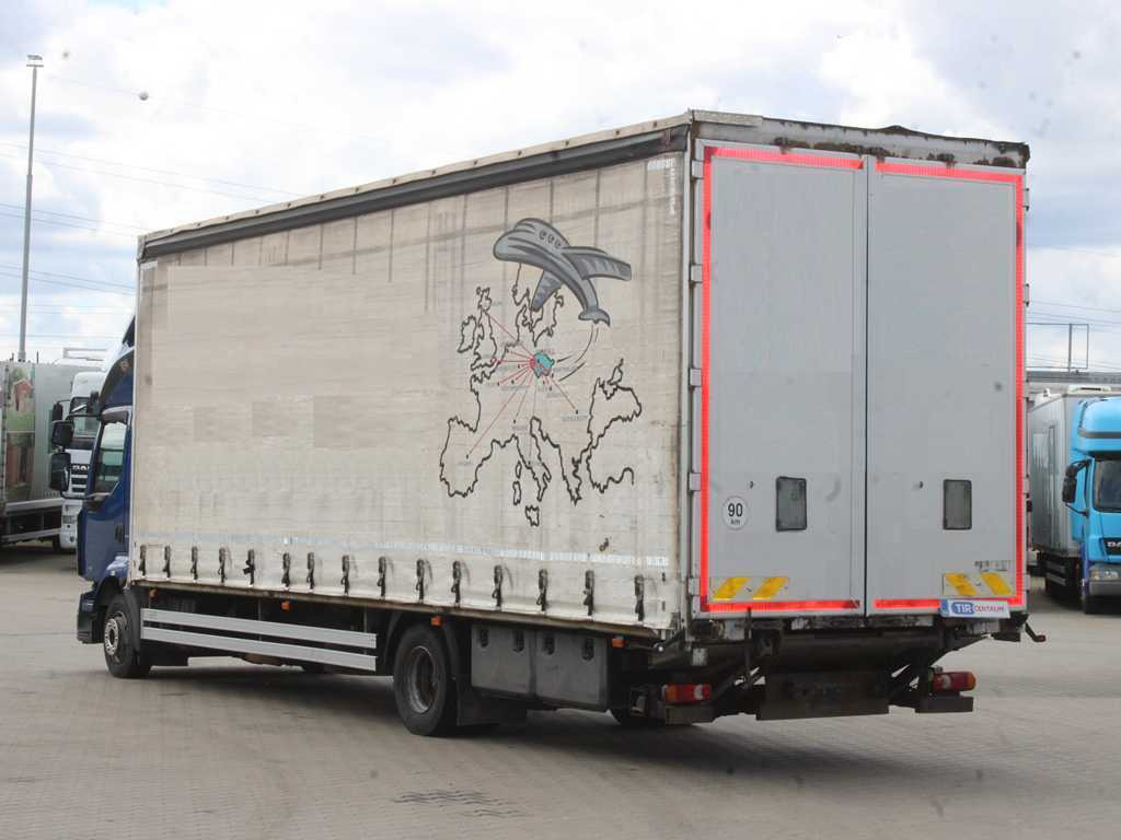 Renault MIDLUM 220.12, EURO 5, SLEEPING BODY, HYDRAULIC FRONT - Kapellbil: bild 5 Renault MIDLUM 220.12, EURO 5, SLEEPING BODY, HYDRAULIC FRONT - Kapellbil: bild 5