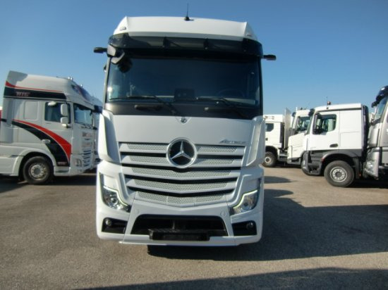 Mercedes-Benz Actros 1845 BL Giga Mirror Cam - Dragbil: bild 2 Mercedes-Benz Actros 1845 BL Giga Mirror Cam - Dragbil: bild 2