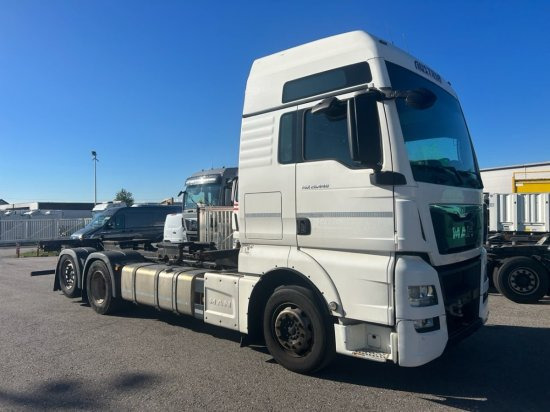 MAN TGX 26.440 BDF, XXL, Retarder, Automatik, E6, Liftachse, Motorschaden, Kurbelwellenschaden - Containerbil/ Växelflak lastbil: bild 1 MAN TGX 26.440 BDF, XXL, Retarder, Automatik, E6, Liftachse, Motorschaden, Kurbelwellenschaden - Containerbil/ Växelflak lastbil: bild 1