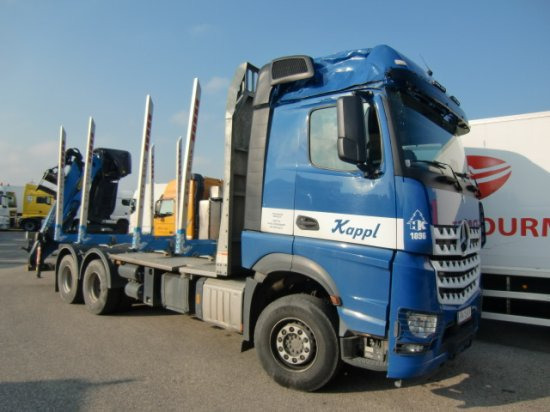 Mercedes-Benz Arocs 3353 6x4 Holztransp., Palfinger Kran Epsilon - Timmerbil, Kranbil: bild 1 Mercedes-Benz Arocs 3353 6x4 Holztransp., Palfinger Kran Epsilon - Timmerbil, Kranbil: bild 1