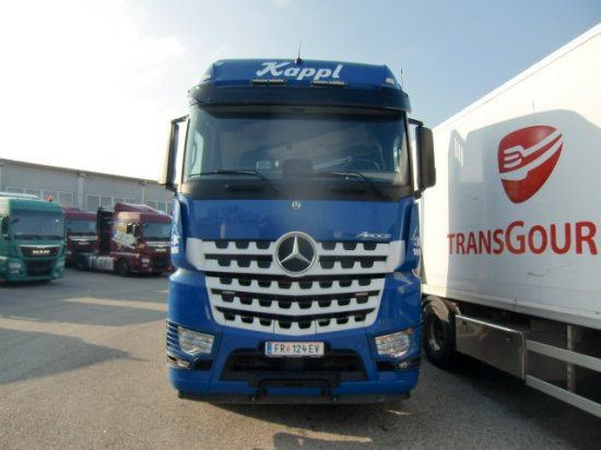 Mercedes-Benz Arocs 3353 6x4 Holztransp., Palfinger Kran Epsilon - Timmerbil, Kranbil: bild 2 Mercedes-Benz Arocs 3353 6x4 Holztransp., Palfinger Kran Epsilon - Timmerbil, Kranbil: bild 2