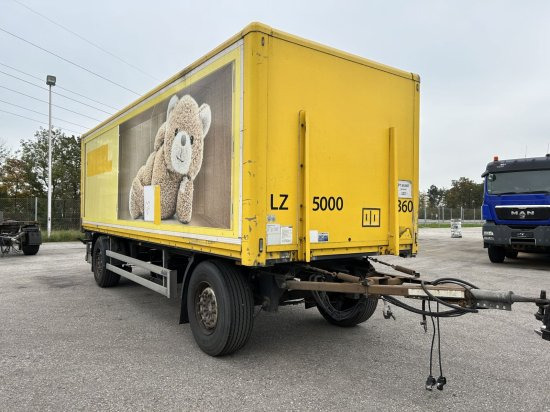 Saxas, Anhängewagen Kofferaufbau mit Hebebühne - Skåpsläp: bild 2 Saxas, Anhängewagen Kofferaufbau mit Hebebühne - Skåpsläp: bild 2