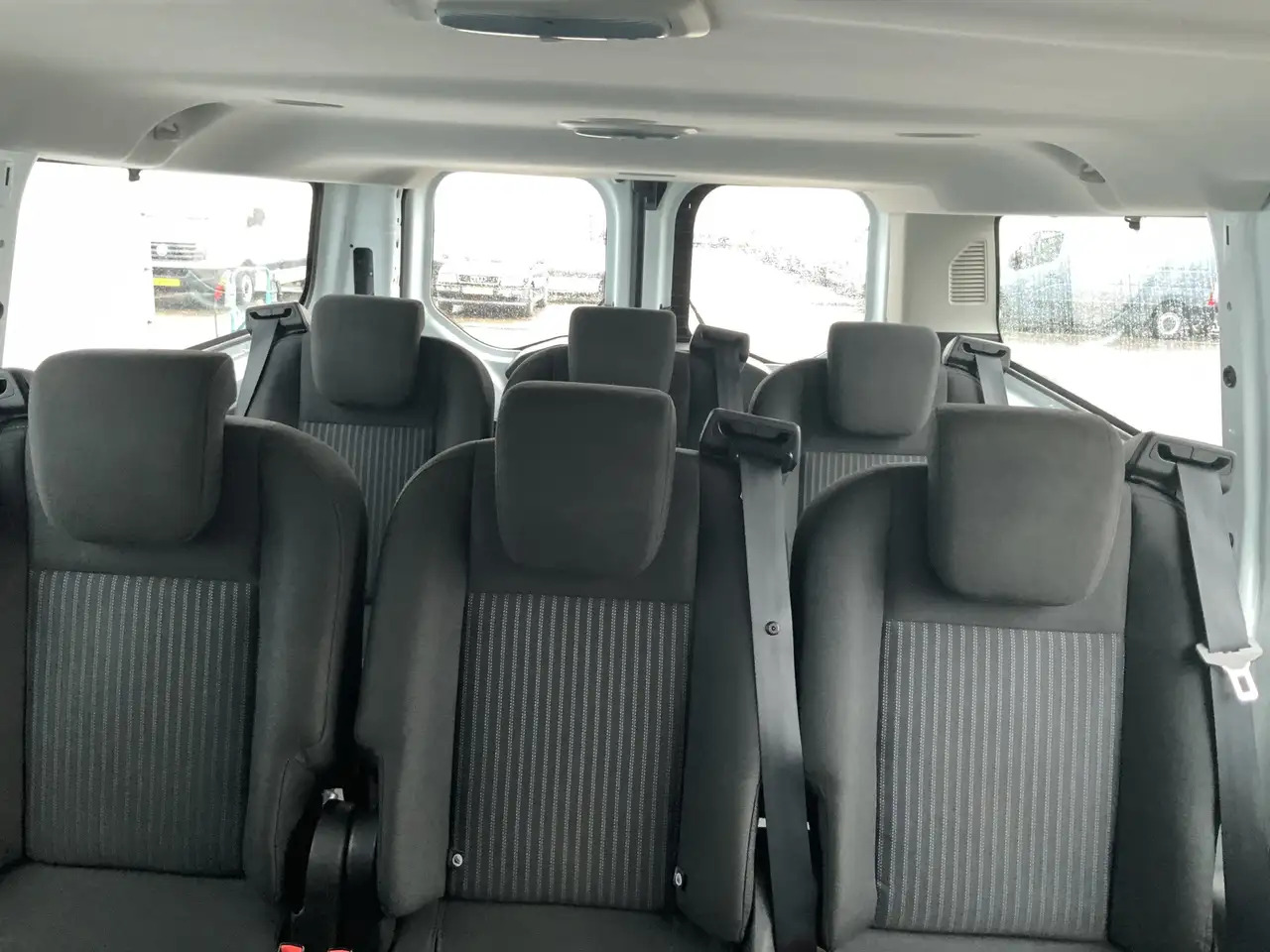 Ford Transit Custom 300 2.2 TDCI L2H1 (11000,- ex btw /ex bpm)Trend - Persontransport: bild 5 Ford Transit Custom 300 2.2 TDCI L2H1 (11000,- ex btw /ex bpm)Trend - Persontransport: bild 5