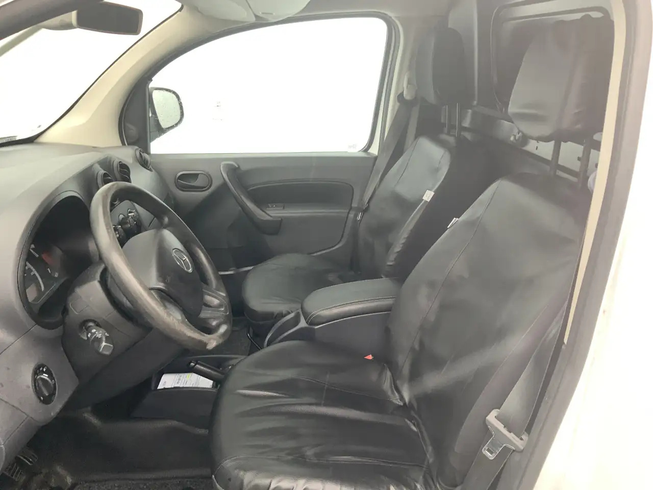 Mercedes-Benz Citan 109 CDI BlueEFFICIENCY Extra Lang Maxi Airco Euro - Små skåpbil, Dubbelhytt transportbil: bild 4 Mercedes-Benz Citan 109 CDI BlueEFFICIENCY Extra Lang Maxi Airco Euro - Små skåpbil, Dubbelhytt transportbil: bild 4