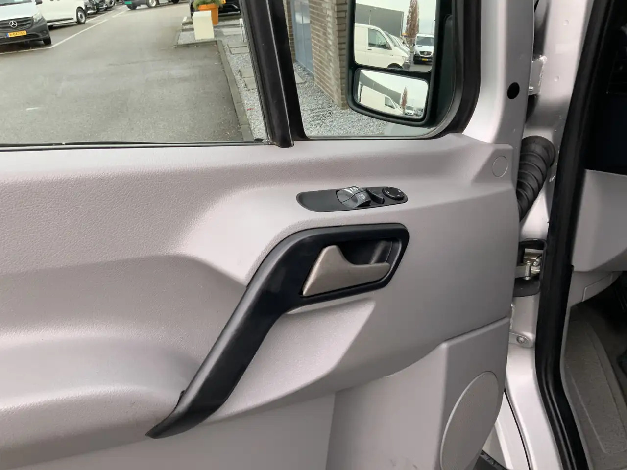 Mercedes-Benz Sprinter 313 2.2 CDI 366 HDAirco Alu Velg Side Bar Trekhaak - Skåpbil: bild 5 Mercedes-Benz Sprinter 313 2.2 CDI 366 HDAirco Alu Velg Side Bar Trekhaak - Skåpbil: bild 5