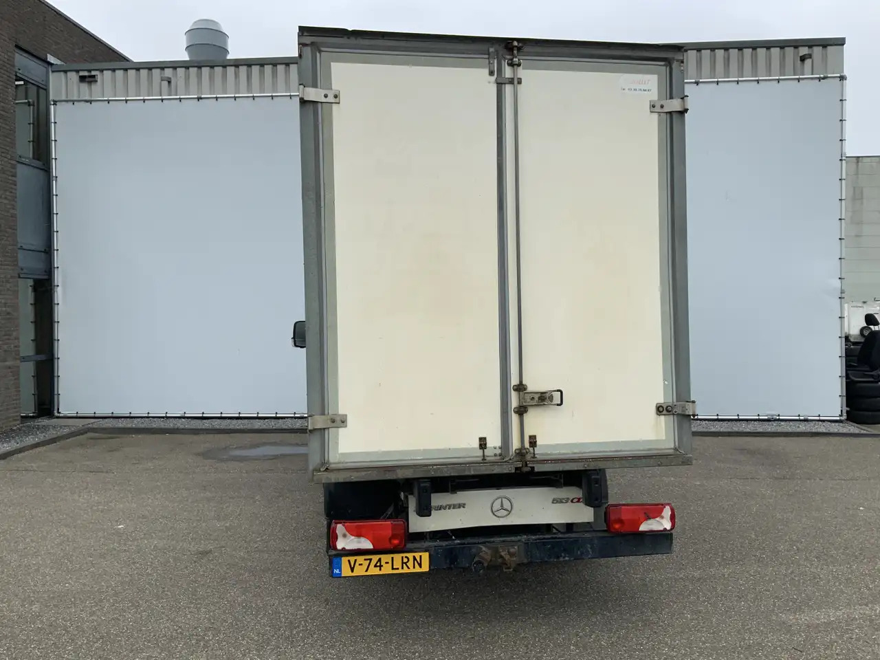Mercedes-Benz Sprinter 513 2.2 CDI 432 Meubelbak & Deuren 3 Zits Cruise T - Volymskåp: bild 2 Mercedes-Benz Sprinter 513 2.2 CDI 432 Meubelbak & Deuren 3 Zits Cruise T - Volymskåp: bild 2