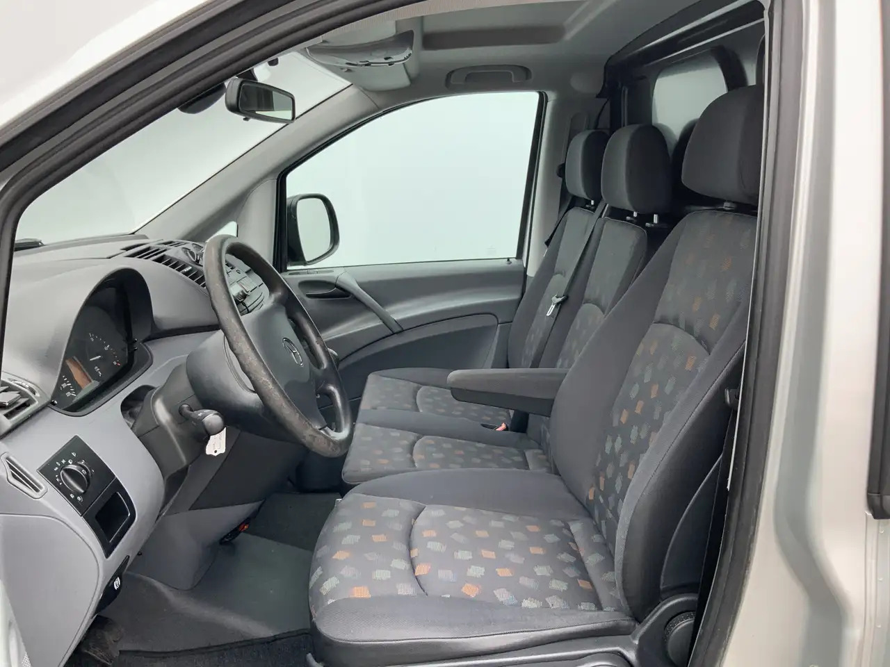 Mercedes-Benz Vito 111 CDI 320 Lang HD Amigo Koel Vries Werkt 100% 3 - Kylbil: bild 5 Mercedes-Benz Vito 111 CDI 320 Lang HD Amigo Koel Vries Werkt 100% 3 - Kylbil: bild 5