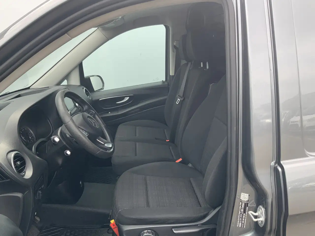 Mercedes-Benz Vito 116 CDI Lang Automaat Airco Cruise amera Navi Trek - Skåpbil: bild 4 Mercedes-Benz Vito 116 CDI Lang Automaat Airco Cruise amera Navi Trek - Skåpbil: bild 4