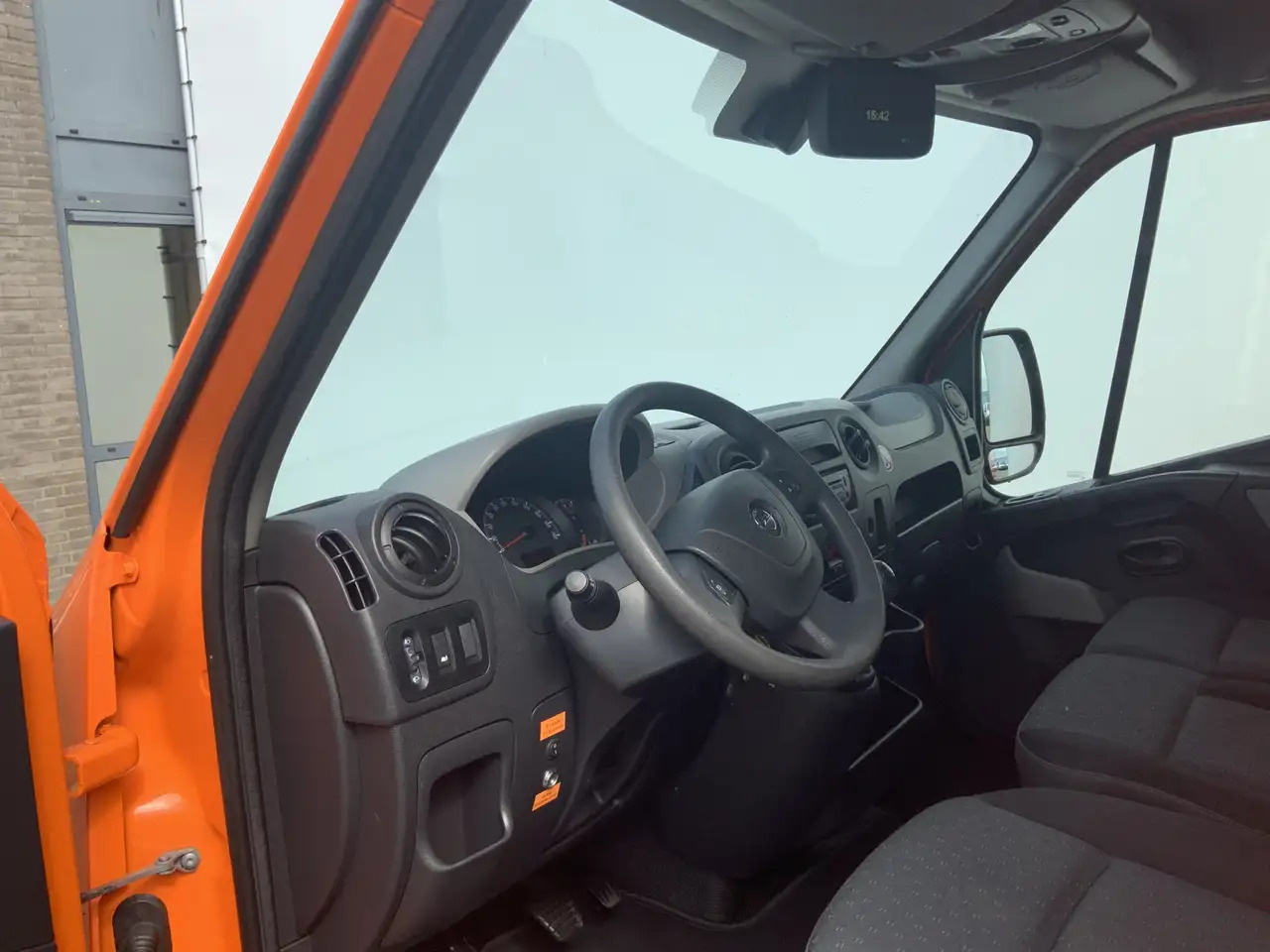 Opel Movano 2.3 CDTI L2H3 Airco Cruise 3 Zits Trekhaak 2500 kg - Skåpbil: bild 5 Opel Movano 2.3 CDTI L2H3 Airco Cruise 3 Zits Trekhaak 2500 kg - Skåpbil: bild 5