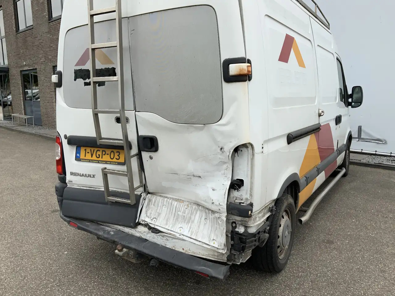 Renault Master T33 2.5 dCi L2H2 Airco 3 Zits Achter Schade Trap I - Skåpbil: bild 3 Renault Master T33 2.5 dCi L2H2 Airco 3 Zits Achter Schade Trap I - Skåpbil: bild 3