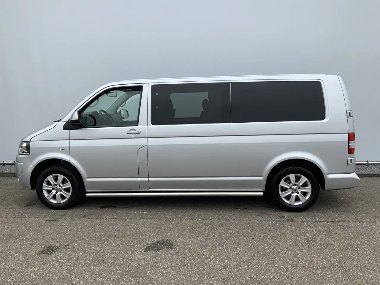Volkswagen T5 Transporter MARGE 2.0 TDI L2H1 Dub Cab Airco Cruise Alu Velg S - Dubbelhytt transportbil: bild 3 Volkswagen T5 Transporter MARGE 2.0 TDI L2H1 Dub Cab Airco Cruise Alu Velg S - Dubbelhytt transportbil: bild 3
