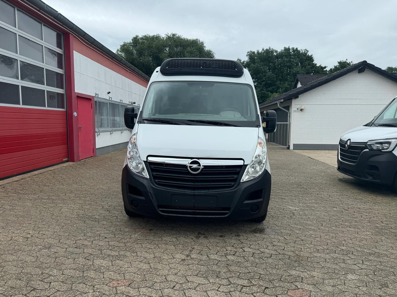 Opel Movano Kühlkastenwagen Carrier Xarios 200 L3H2 - Kylbil: bild 2 Opel Movano Kühlkastenwagen Carrier Xarios 200 L3H2 - Kylbil: bild 2