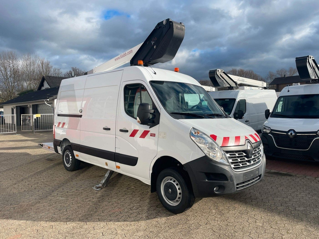 Renault Master Hubarbeitsbühne 2 Personen Korb bis 200kg - Billift: bild 3 Renault Master Hubarbeitsbühne 2 Personen Korb bis 200kg - Billift: bild 3