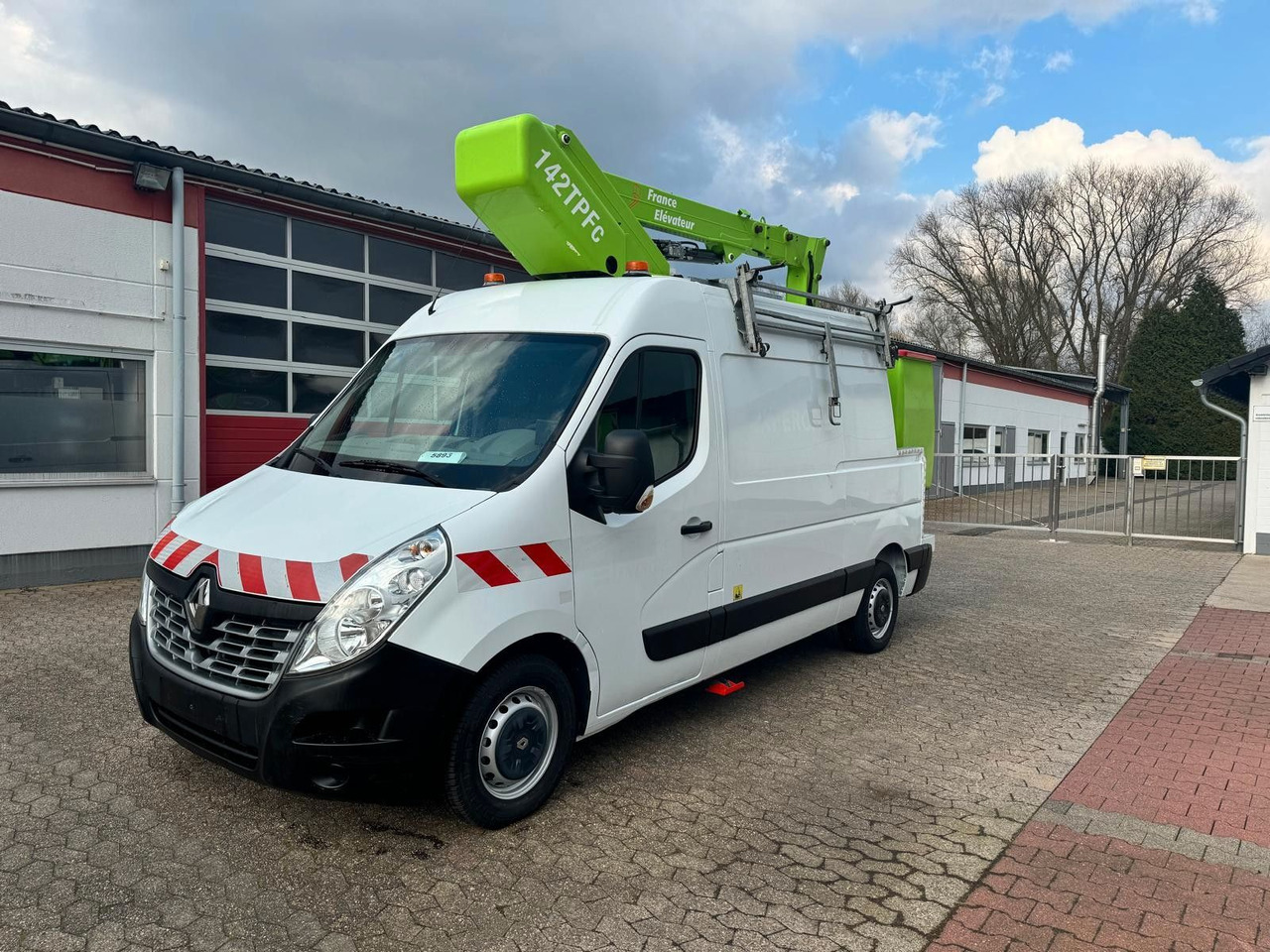 Renault Master Steiger France Elévateur 142 TPFc - Billift: bild 1 Renault Master Steiger France Elévateur 142 TPFc - Billift: bild 1
