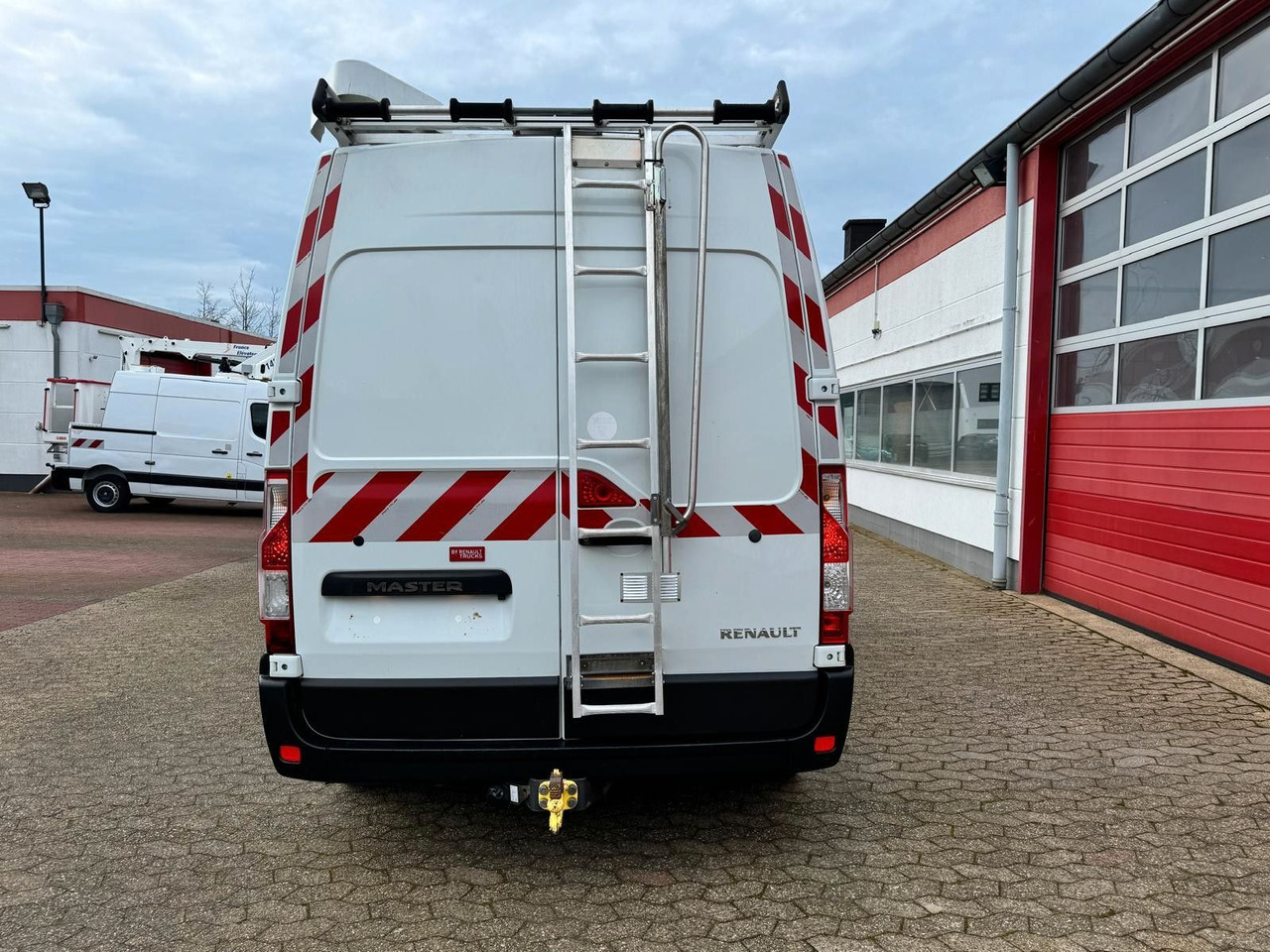Renault Master Werkstattwagen Kastenwagen EURO 6 - Skåpbil: bild 5 Renault Master Werkstattwagen Kastenwagen EURO 6 - Skåpbil: bild 5