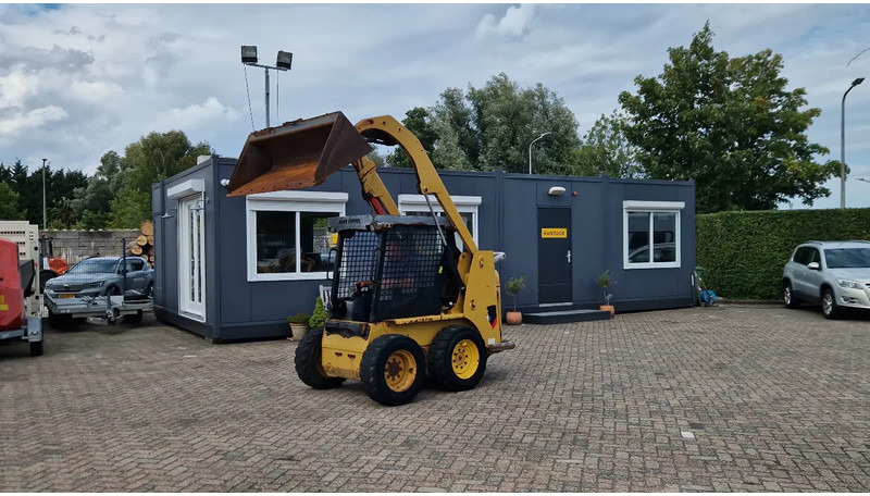 Kompaktlastare/ Slirstyrda lastare Caterpillar 216B3 schranklader met 1191 uur: bild 16