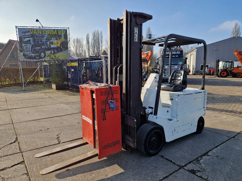 Yale 4.5 ton elektrisch triplomast - Eltruck: bild 1 Yale 4.5 ton elektrisch triplomast - Eltruck: bild 1