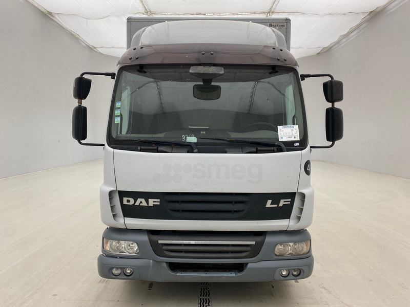 DAF LF45.180 - Lastbil med skåp: bild 2 DAF LF45.180 - Lastbil med skåp: bild 2