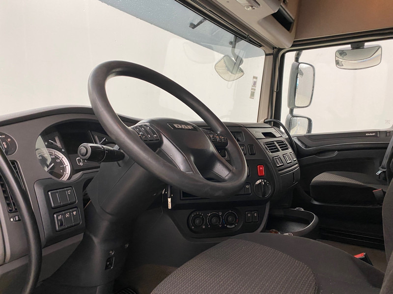 Dragbil DAF XF 460 Space Cab: bild 9