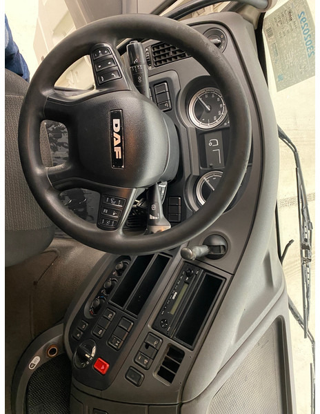 Dragbil DAF XF 460 Space Cab: bild 11