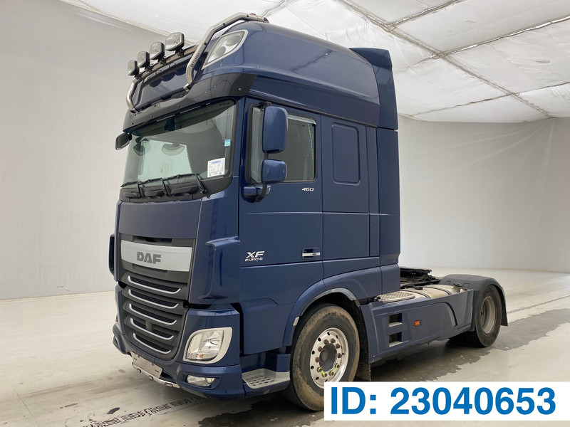 DAF XF106.460 Super Space Cab - Dragbil: bild 1 DAF XF106.460 Super Space Cab - Dragbil: bild 1