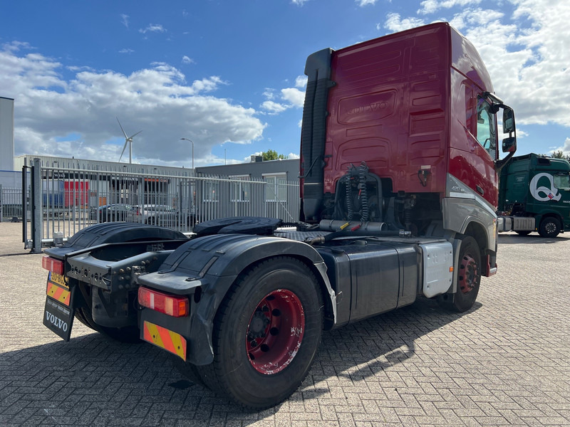Volvo FH13.420 Globetrotter - ADR - Dragbil: bild 4 Volvo FH13.420 Globetrotter - ADR - Dragbil: bild 4
