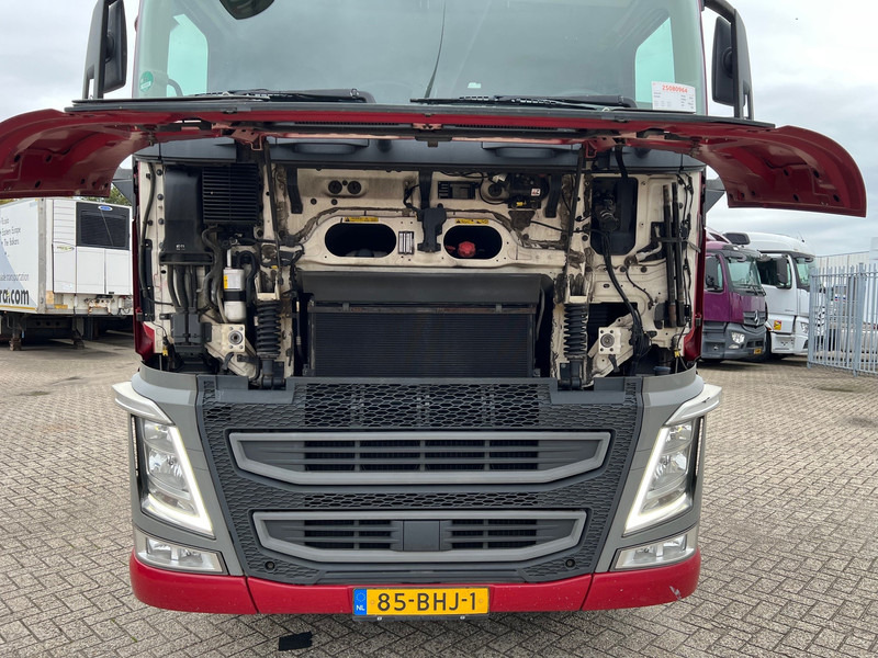 Volvo FH13.420 Globetrotter - ADR - Dragbil: bild 3 Volvo FH13.420 Globetrotter - ADR - Dragbil: bild 3