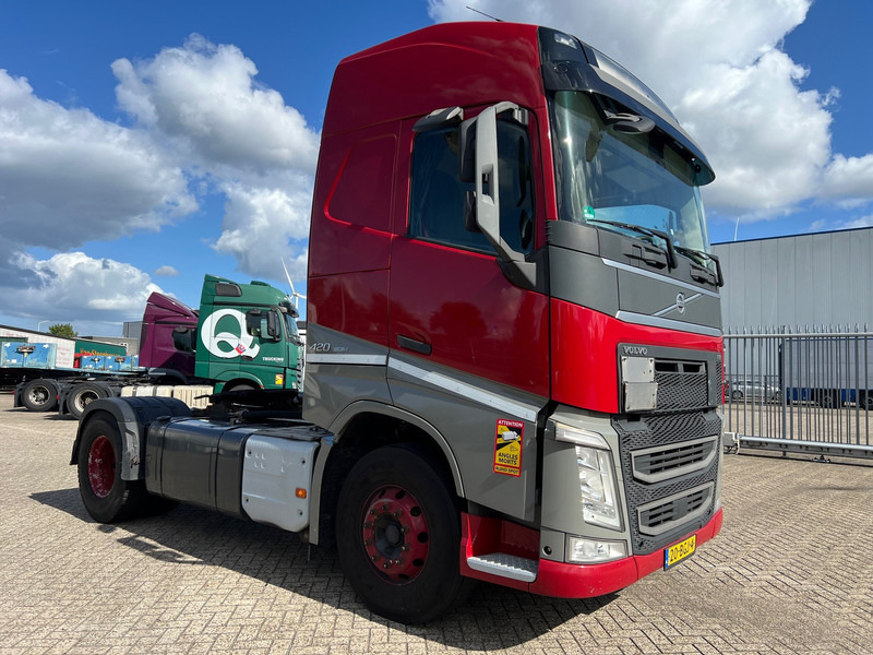 Volvo FH13.420 Globetrotter - ADR - Dragbil: bild 3 Volvo FH13.420 Globetrotter - ADR - Dragbil: bild 3