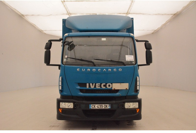 Iveco Eurocargo 120E18 - Lastbil med skåp: bild 2 Iveco Eurocargo 120E18 - Lastbil med skåp: bild 2