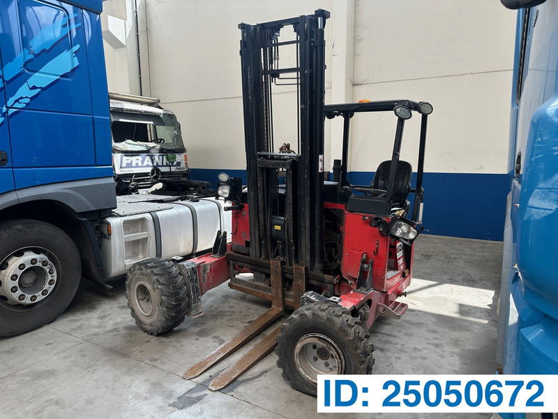 Manitou TMM25 4W - Påhängstruck: bild 1 Manitou TMM25 4W - Påhängstruck: bild 1