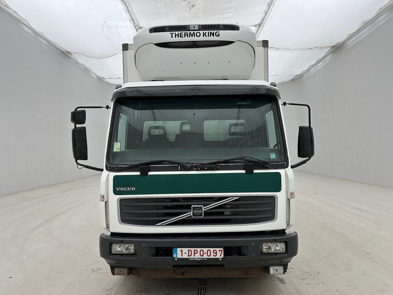 Volvo FL 220 - Kylbil lastbil: bild 2 Volvo FL 220 - Kylbil lastbil: bild 2