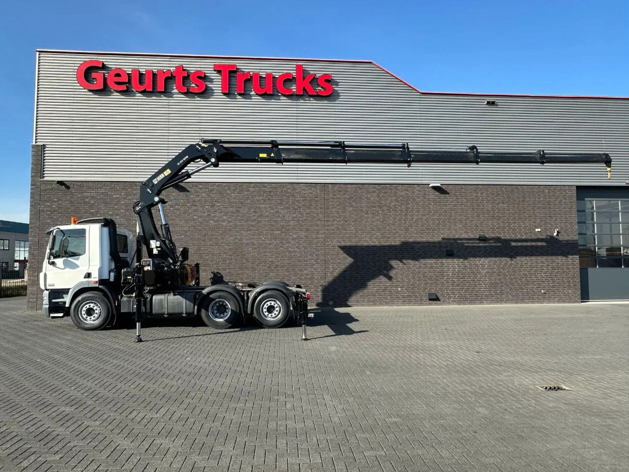 DAF CF 85 410 6X2 + HIAB 422EP-5 HIPRO TREKKER/SATTE - Kranbil: bild 1 DAF CF 85 410 6X2 + HIAB 422EP-5 HIPRO TREKKER/SATTE - Kranbil: bild 1
