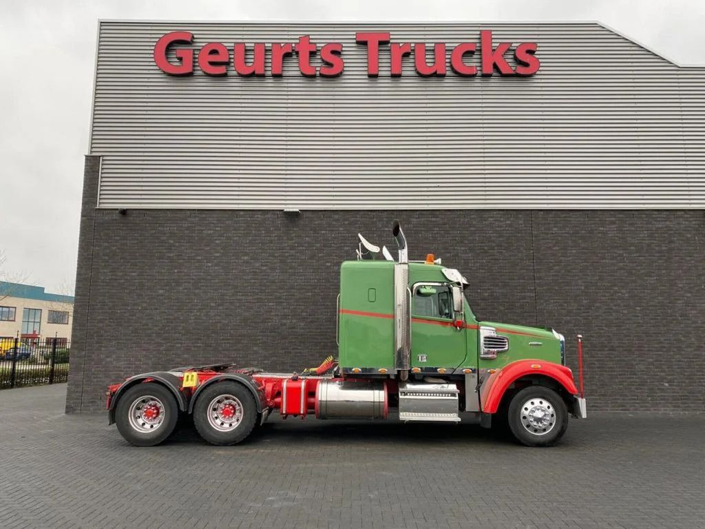 Freightliner CORONADA 6X4 EURO 6 TREKKER/TRACTOR/SATTELZUGMAS - Dragbil: bild 4 Freightliner CORONADA 6X4 EURO 6 TREKKER/TRACTOR/SATTELZUGMAS - Dragbil: bild 4