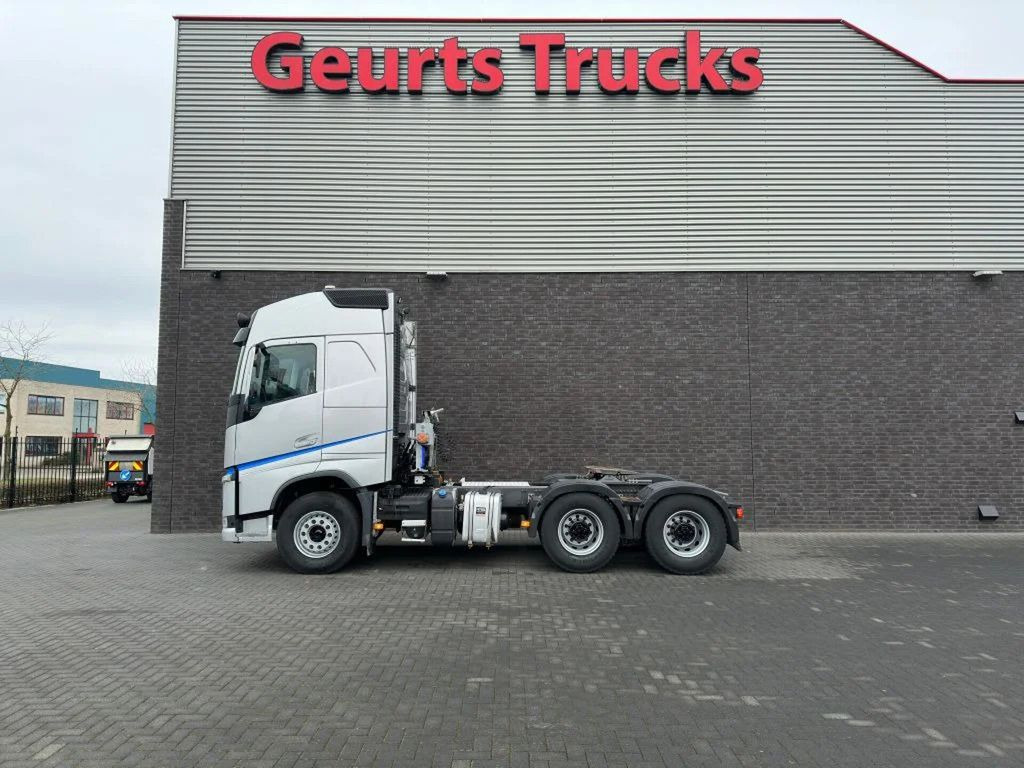 Volvo FH 460 6X4 TREKKER/TRACTOR/SZM EURO 6 HYDRAULIC - Dragbil: bild 1 Volvo FH 460 6X4 TREKKER/TRACTOR/SZM EURO 6 HYDRAULIC - Dragbil: bild 1
