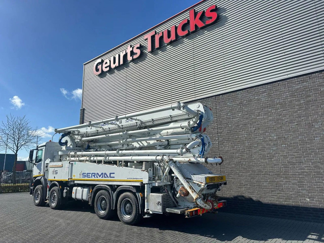 Mercedes-Benz Arocs 4451 8X4 + SERMAC 5Z42 BETONPOMP/BETONPUMP - Betongpump: bild 3 Mercedes-Benz Arocs 4451 8X4 + SERMAC 5Z42 BETONPOMP/BETONPUMP - Betongpump: bild 3