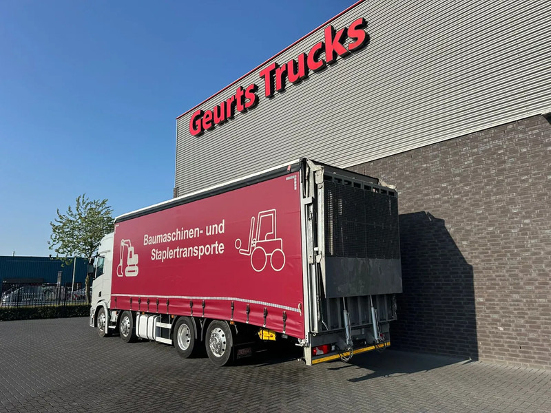 Scania R540 B8X2*6LB OPRIJWAGEN MET 15 TONS LAADKLEP EN GESLOTEN HUIF MET SCHUIFZEILEN EN SCHUIFKAP - Biltransportbil lastbil: bild 3 Scania R540 B8X2*6LB OPRIJWAGEN MET 15 TONS LAADKLEP EN GESLOTEN HUIF MET SCHUIFZEILEN EN SCHUIFKAP - Biltransportbil lastbil: bild 3