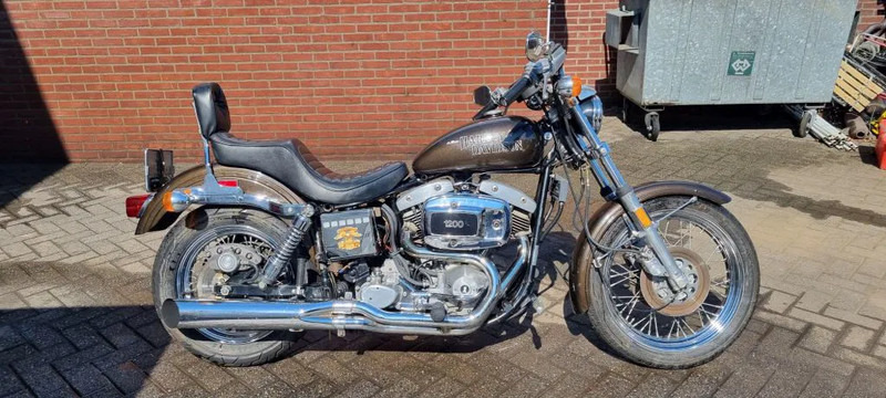 Harley-Davidson FXE SUPER GLIDE.... 1200 AMF first paint - Motorcykel: bild 1 Harley-Davidson FXE SUPER GLIDE.... 1200 AMF first paint - Motorcykel: bild 1