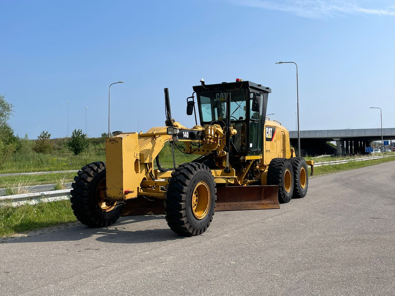 Caterpillar 140GC (140G/140H/140K) - Väghyvel: bild 2 Caterpillar 140GC (140G/140H/140K) - Väghyvel: bild 2