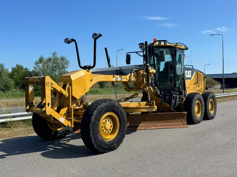 Caterpillar 140M - Väghyvel: bild 1 Caterpillar 140M - Väghyvel: bild 1