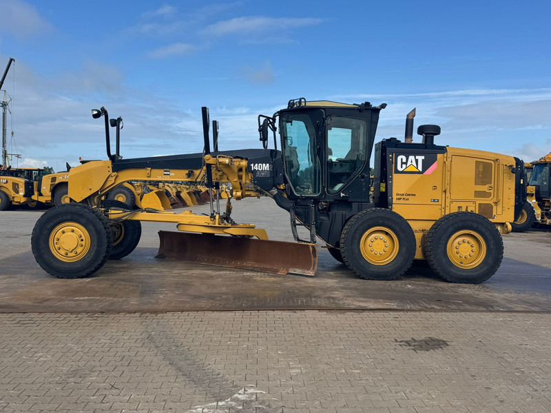 Caterpillar 140M2 AWD - Väghyvel: bild 2 Caterpillar 140M2 AWD - Väghyvel: bild 2