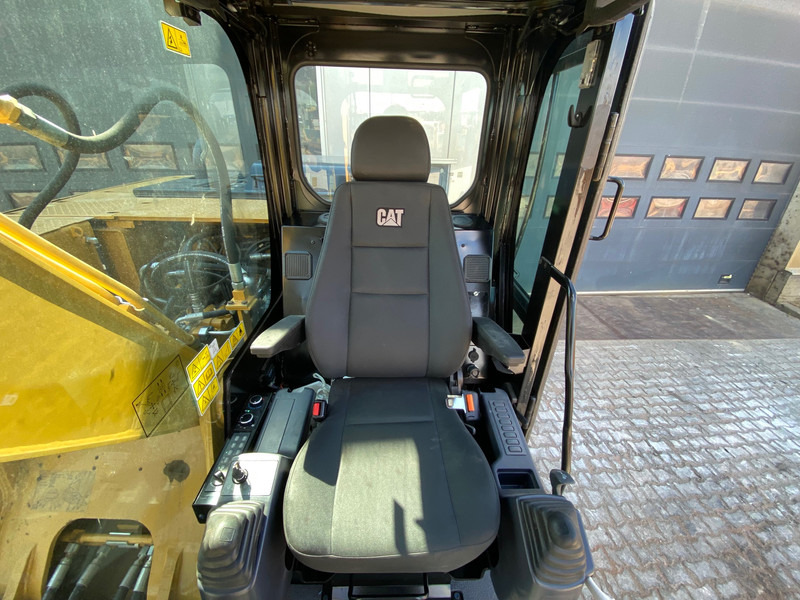 Ny Bandgrävare Caterpillar 320D3 - NEW / bucket with teeth / hammerlines: bild 19