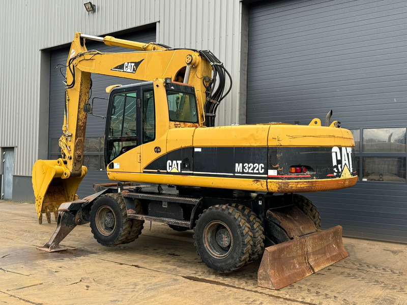Caterpillar M322C - Hydraulic stabilizers / VA Triple boom / CE-certified, - Grävmaskin på däck: bild 3 Caterpillar M322C - Hydraulic stabilizers / VA Triple boom / CE-certified, - Grävmaskin på däck: bild 3