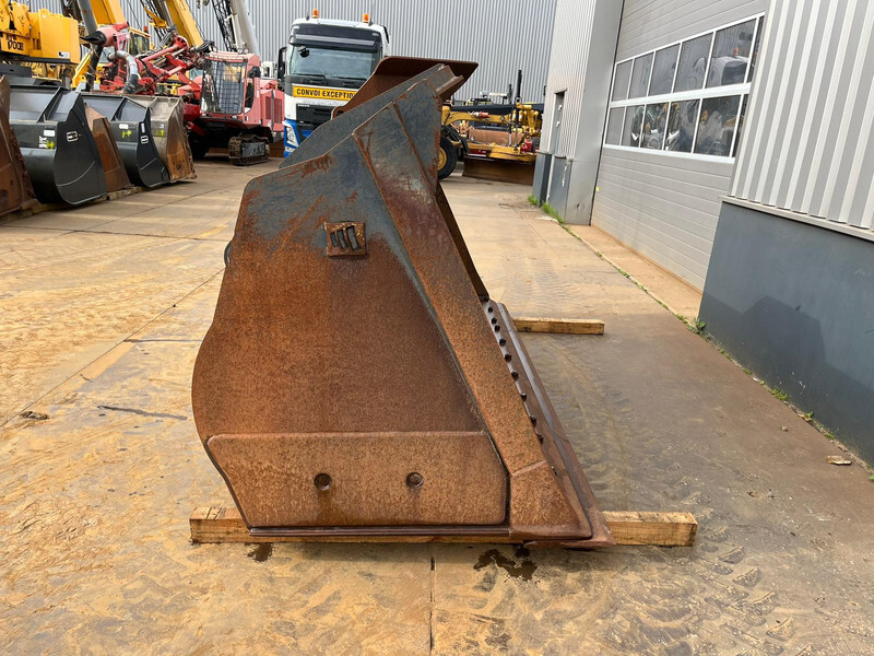 Doosan Bucket DL450 4600 l - Skopa: bild 5 Doosan Bucket DL450 4600 l - Skopa: bild 5