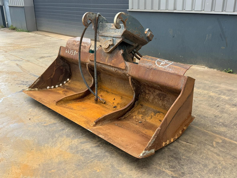 Verachtert CW40 NGT-3-2400 Tilting Bucket - Skopa: bild 2 Verachtert CW40 NGT-3-2400 Tilting Bucket - Skopa: bild 2