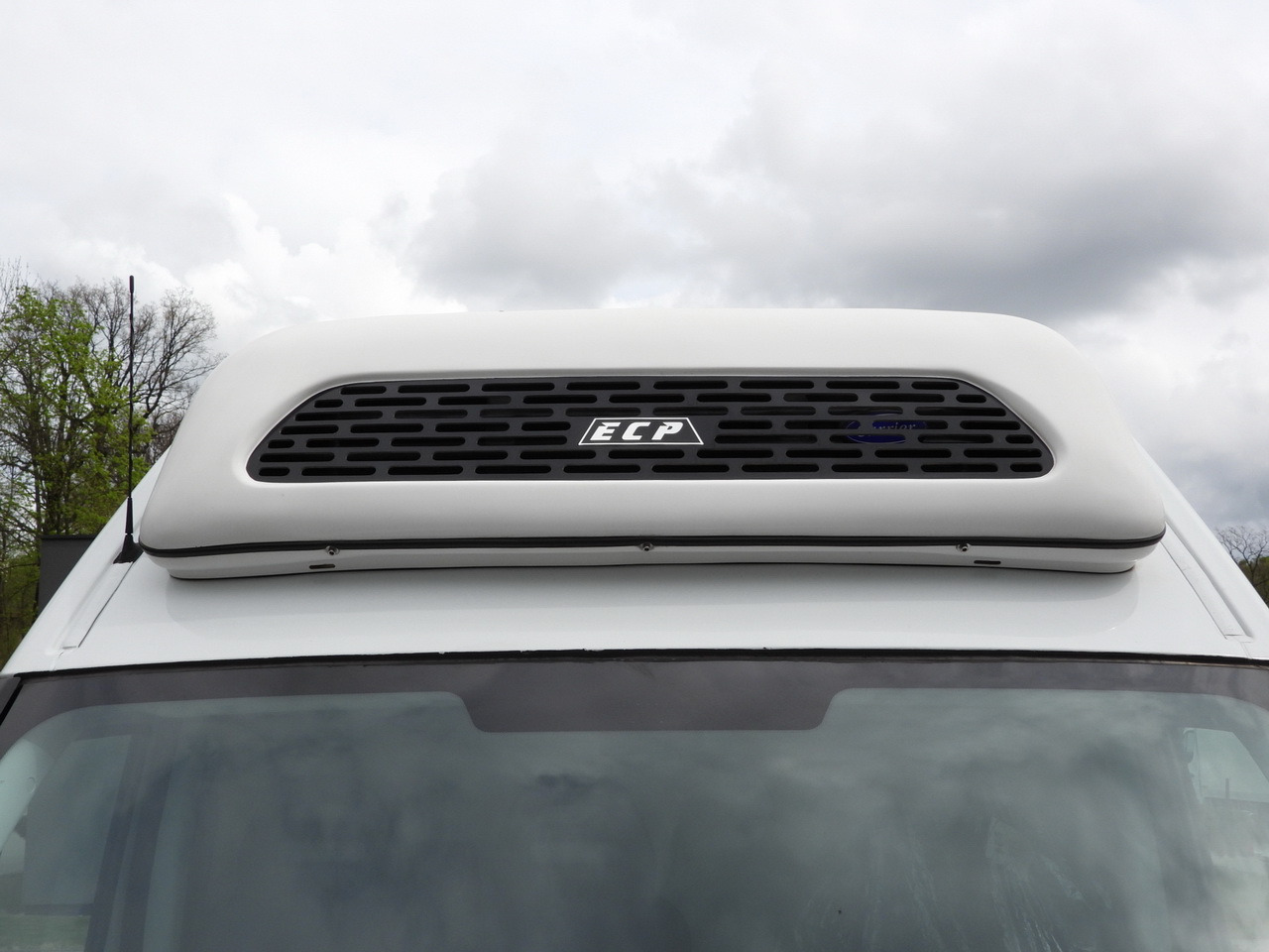 Kylbil IVECO DAILY 35S14 REFRIGERATOR VAN 0*C POWER SUPPLY 230V CRUISE CONTROL AUTOMATIC TRANSMISSION HI-MATIC AIR CONDITIONING  140HP: bild 22