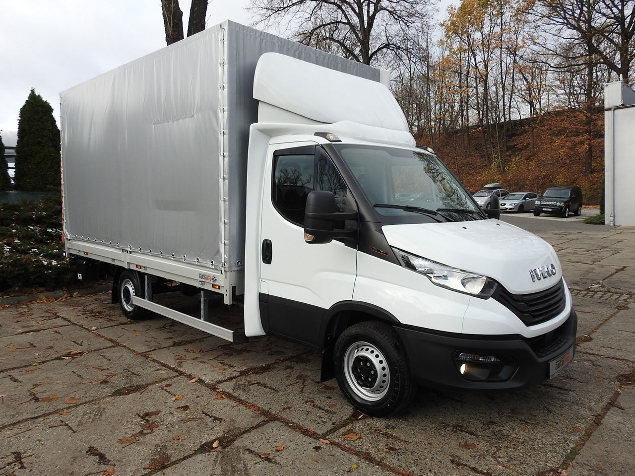 IVECO DAILY 35S16 NEW TARPAULIN LIFT 8 PALLETS CRUISE CONTROL AIR CONDITIONING 160HP - Transportbil med kapell: bild 4 IVECO DAILY 35S16 NEW TARPAULIN LIFT 8 PALLETS CRUISE CONTROL AIR CONDITIONING 160HP - Transportbil med kapell: bild 4