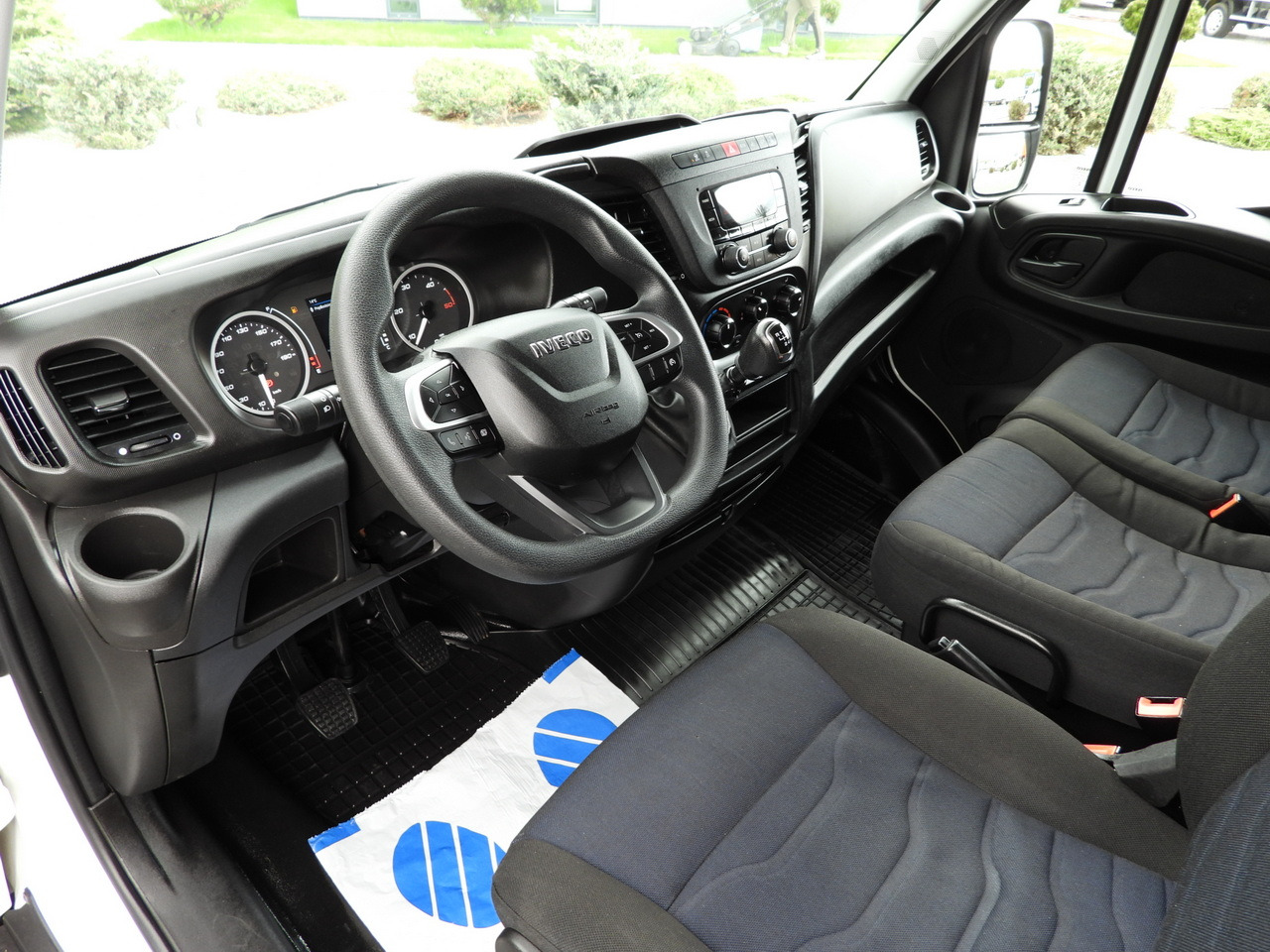 IVECO DAILY 35S18 TARPAULIN 10 PALLETS WEBASTO CRUISE CONTROL AIR CONDITIONING 180HP - Transportbil med kapell: bild 2 IVECO DAILY 35S18 TARPAULIN 10 PALLETS WEBASTO CRUISE CONTROL AIR CONDITIONING 180HP - Transportbil med kapell: bild 2